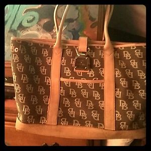 Dooney  and bourke